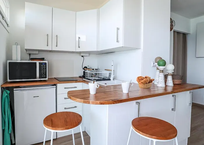 Bord De - En Front De * Le Lavandou